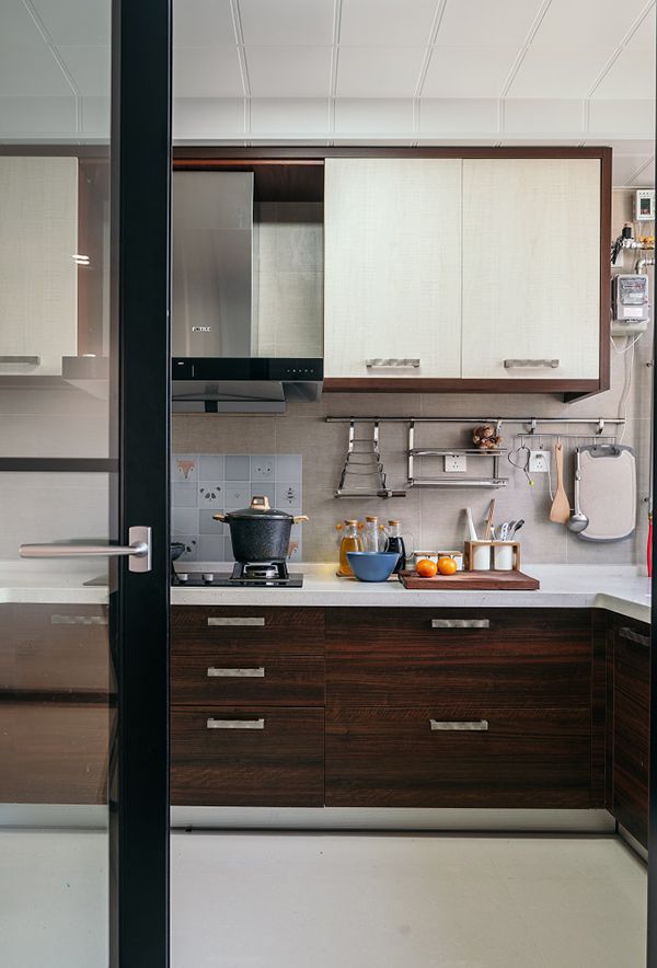 96㎡老房翻新裝修，現(xiàn)代風(fēng)格婚房如何設(shè)計裝修